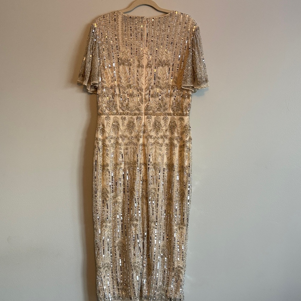New Mac Duggal Beige & Silver embellished flutter sleeve high neck dress size 10 - Picture 7 of 11
